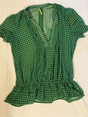 Green Gingham Short Sleeve Peplum Blouse - Lightweight Women's Top